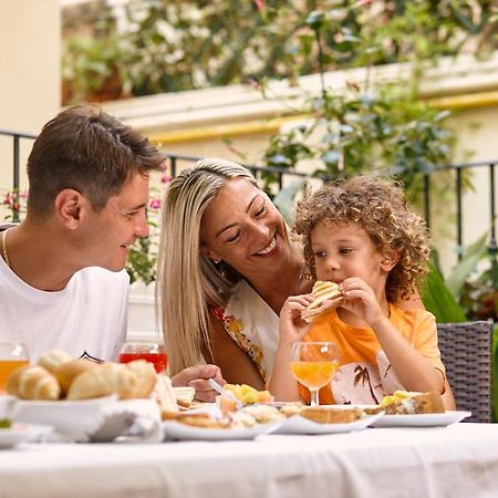 Ancora Hotel & Residence كاتوليكا المظهر الخارجي الصورة